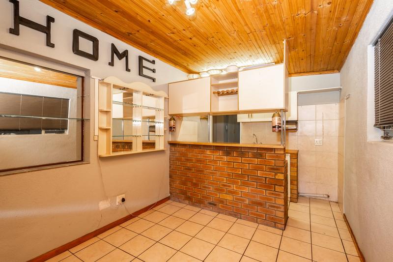 5 Bedroom Property for Sale in St Dumas Western Cape